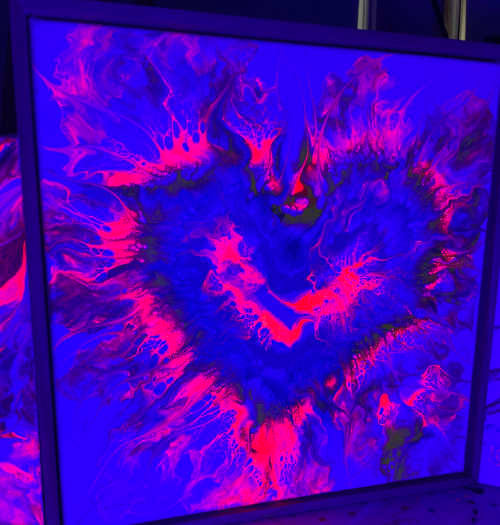 Heart glow in the dark Lucia Lukas Playcarnival IMG_5585