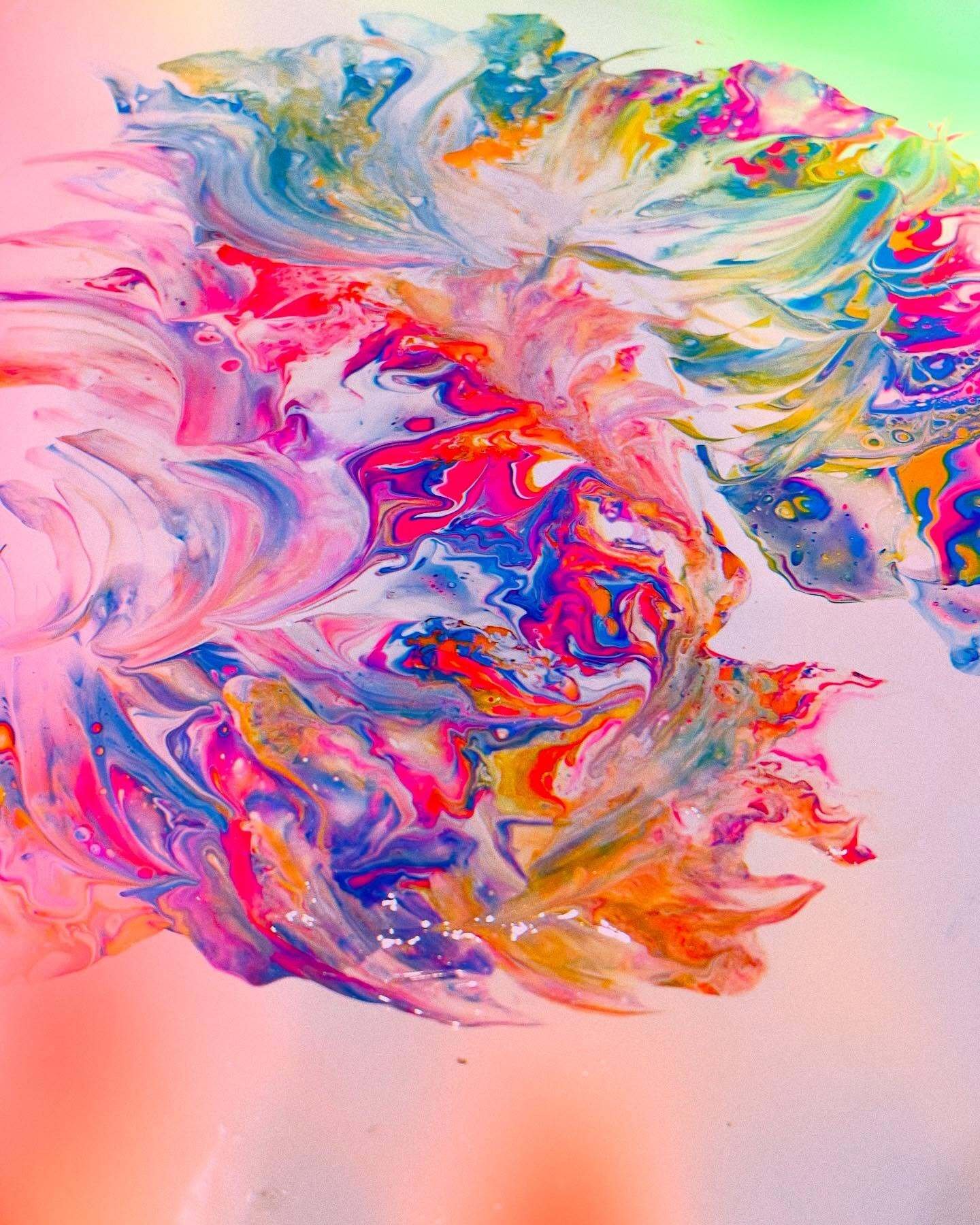 Fluid art Pouring art