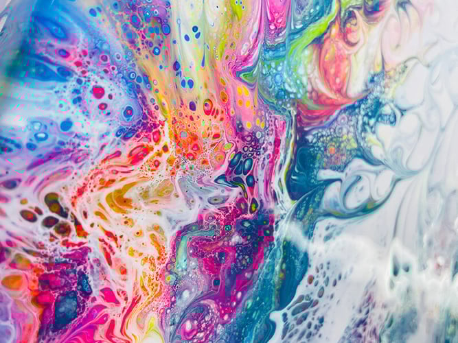 Mesmerising fluid art painting