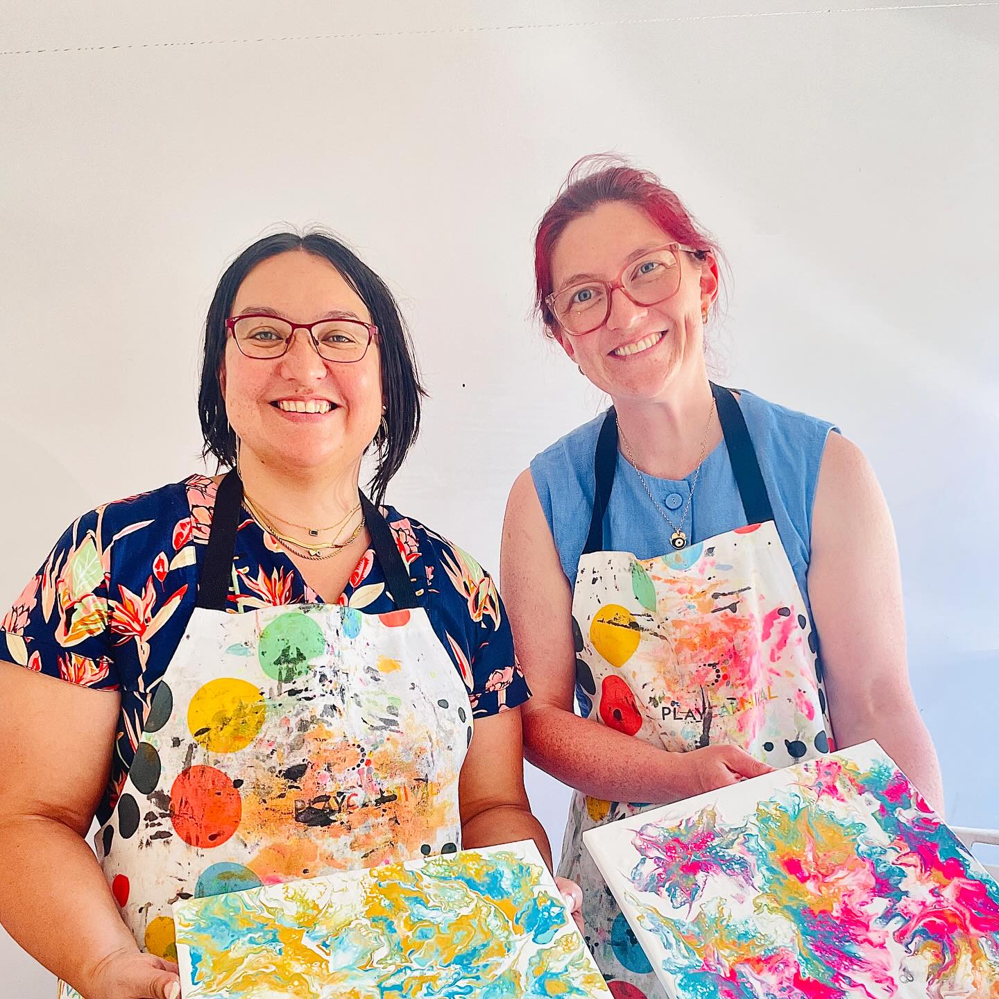 Fluid art workshops for adults