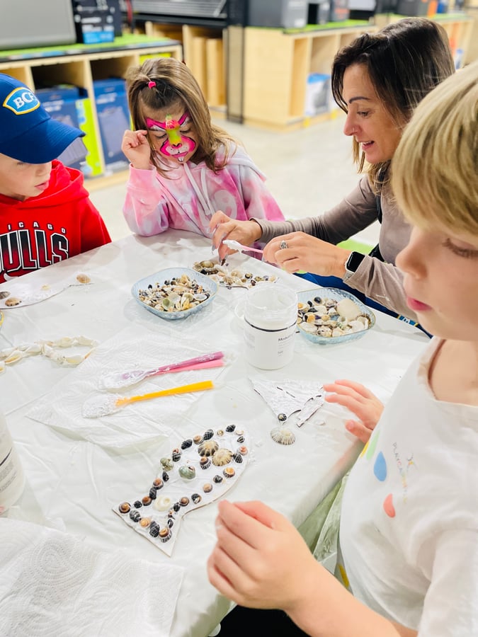 The PLAYCARNIVAL craft activation station at the BCF grand store opening