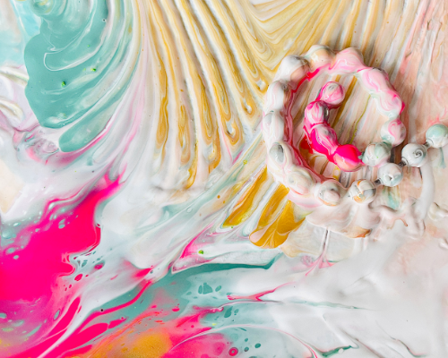 PLAYCARNIVAL Fluid Art Chain Pull